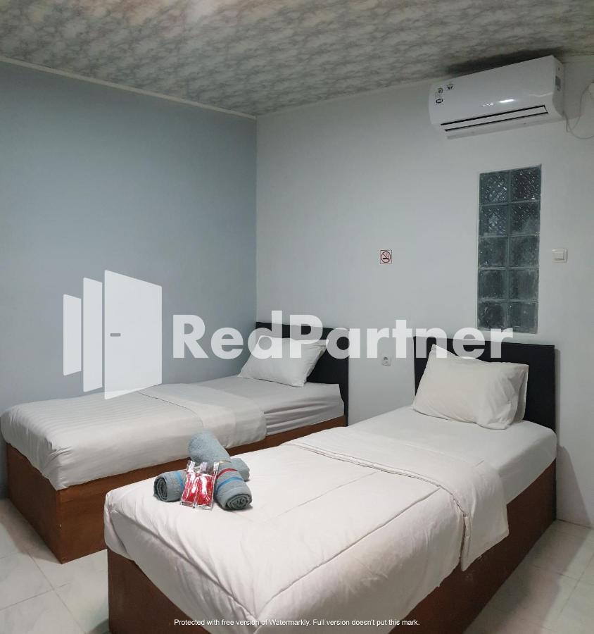 Hotel Reddoorz Near Lippo Mall Yogyakarta 2 Exterior foto