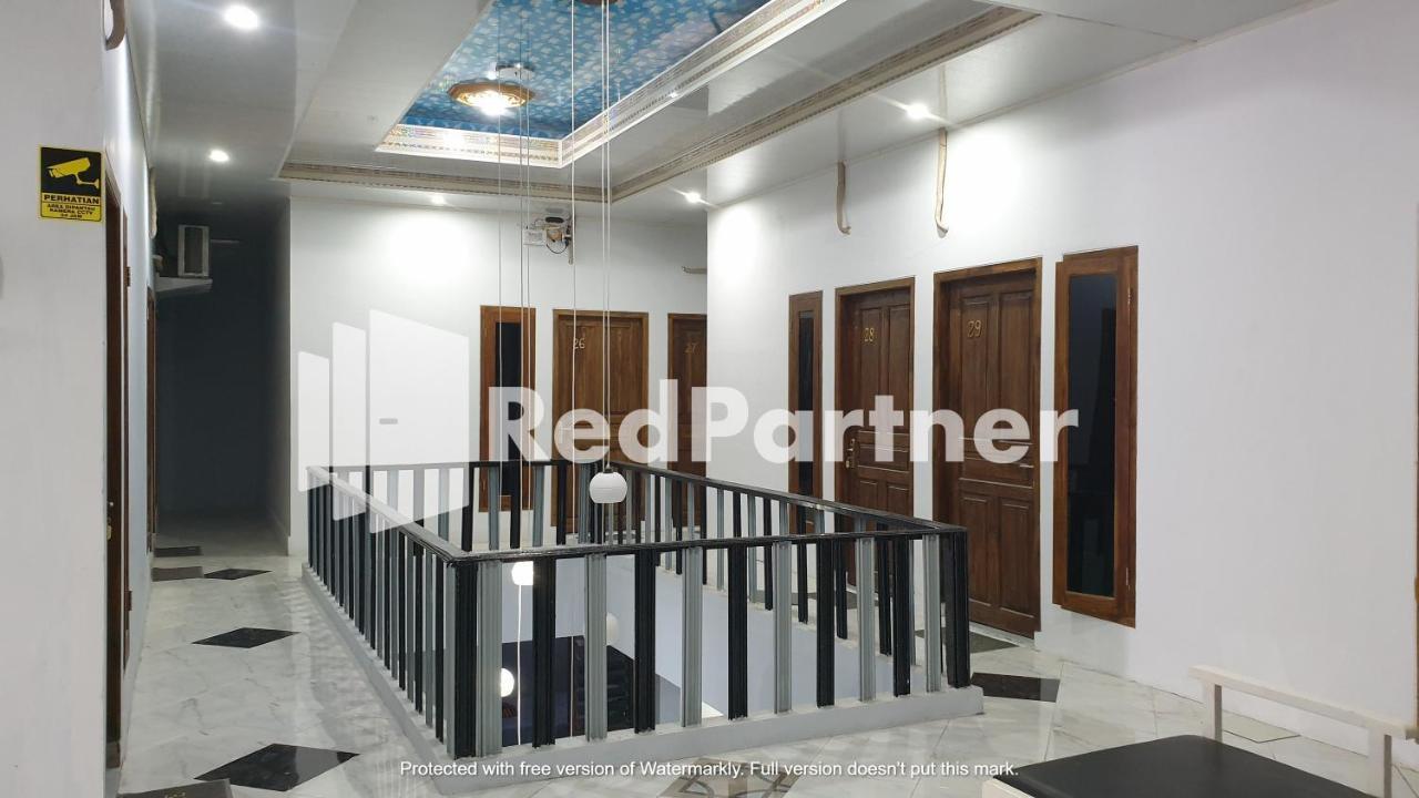 Hotel Reddoorz Near Lippo Mall Yogyakarta 2 Exterior foto